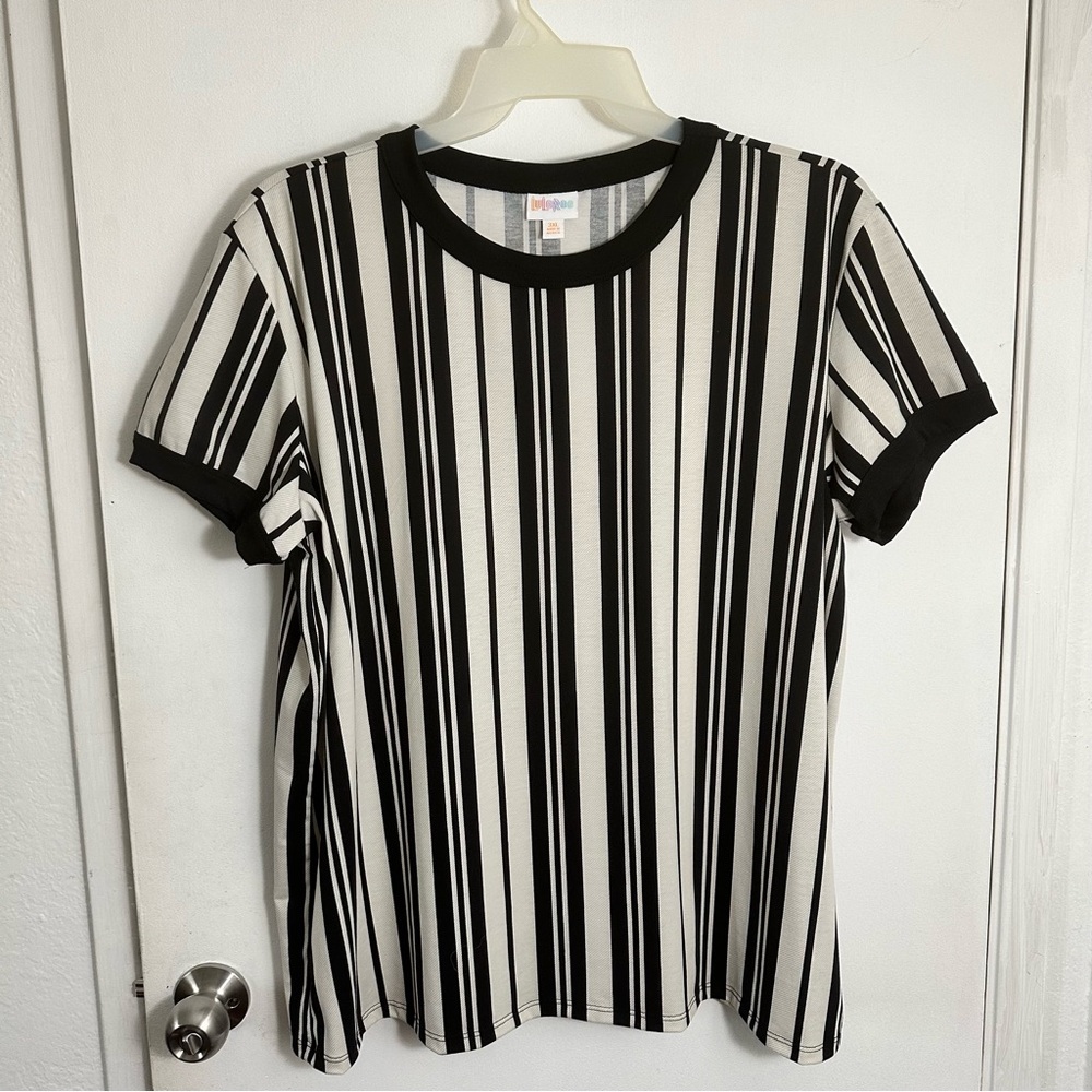 Lularoe Women’s Top